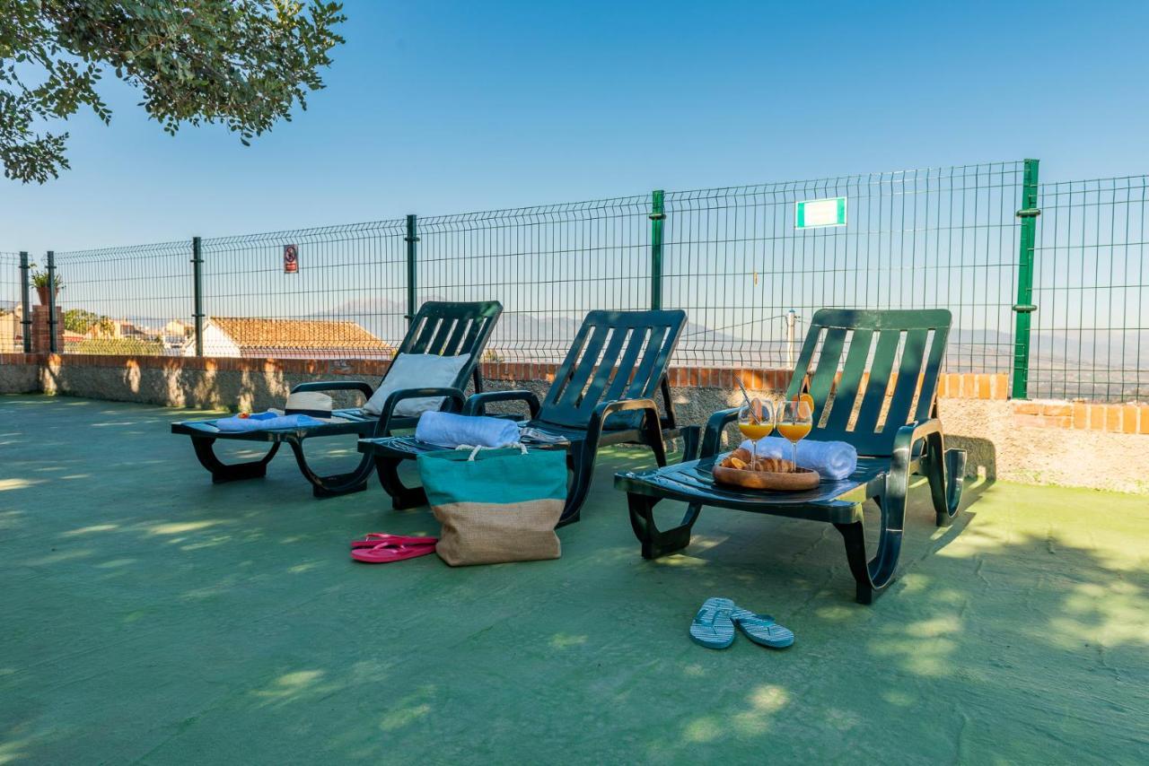 Los Algarrobos - Mountain And Relax Near The Beach Malaga Bagian luar foto