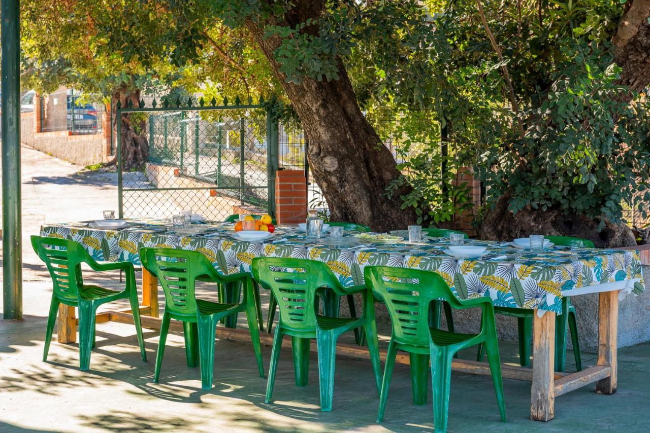 Los Algarrobos - Mountain And Relax Near The Beach Malaga Bagian luar foto