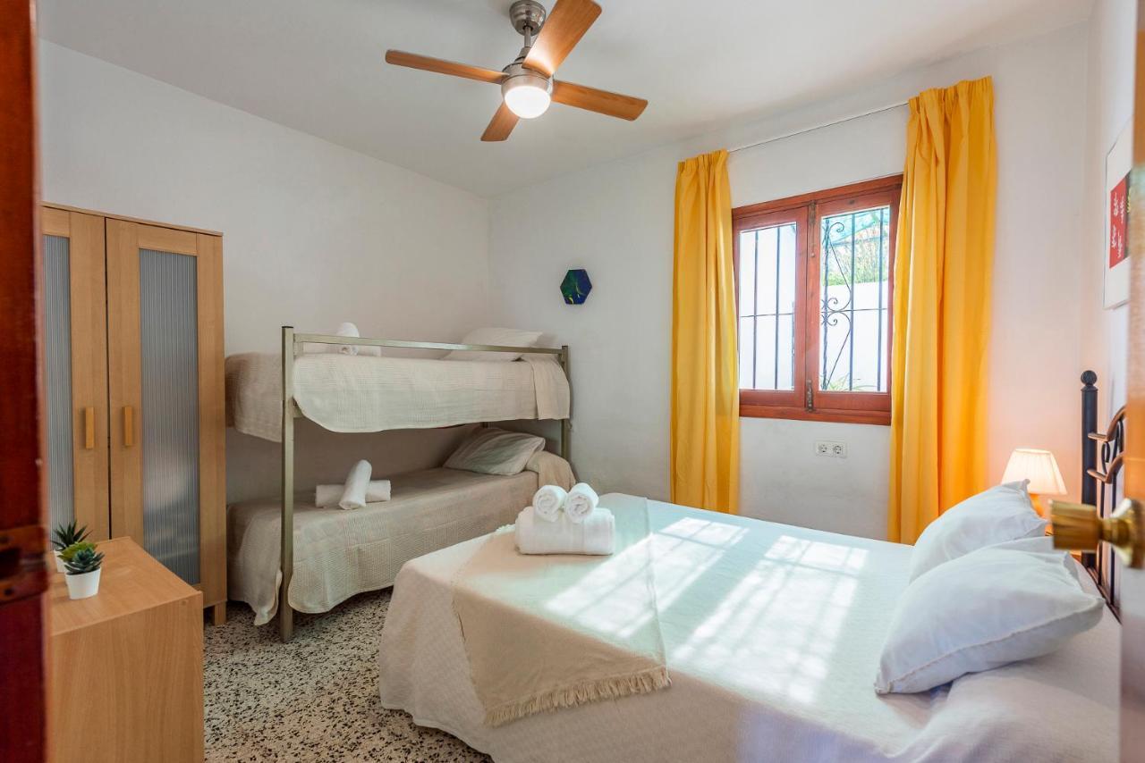 Los Algarrobos - Mountain And Relax Near The Beach Malaga Bagian luar foto